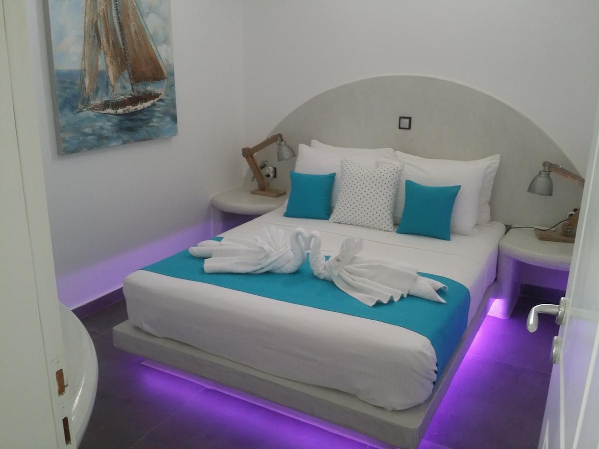 Santoxenia Luxury Villa Kamari  Ngoại thất bức ảnh